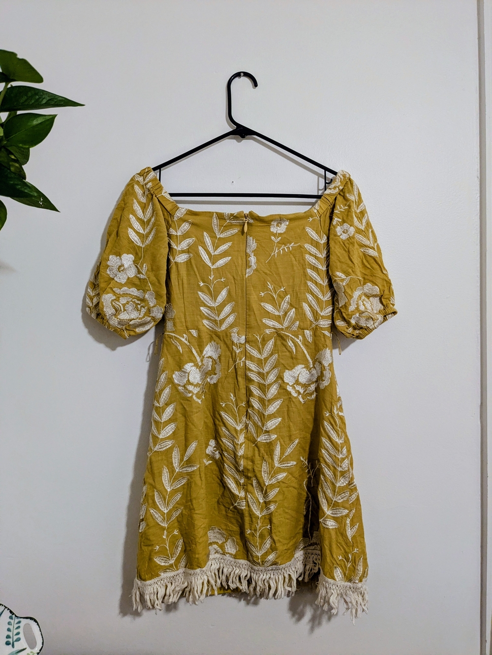 BCBGMAXAZRIA Samantha Embroidered Linen Blend Mini Dress Yellow Size 4 - Picture 7 of 7